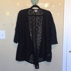 Lularoe Lindsay (L)  Black Chevron Kimono